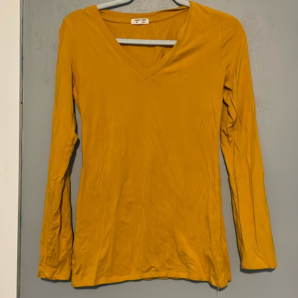 Yellow gold long sleeve